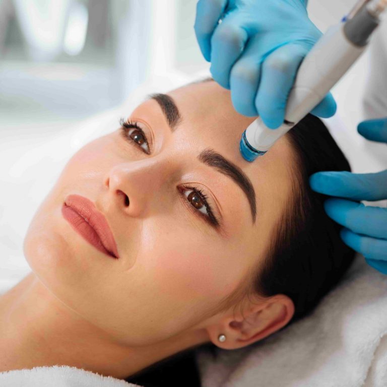 Blog 7 Benefits of hydrafacial photo (1) (1)